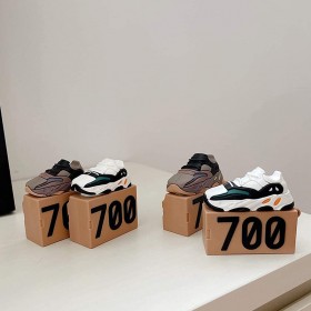 Personalisierte Airpod-Hüllen mit Schlüsselanhänger